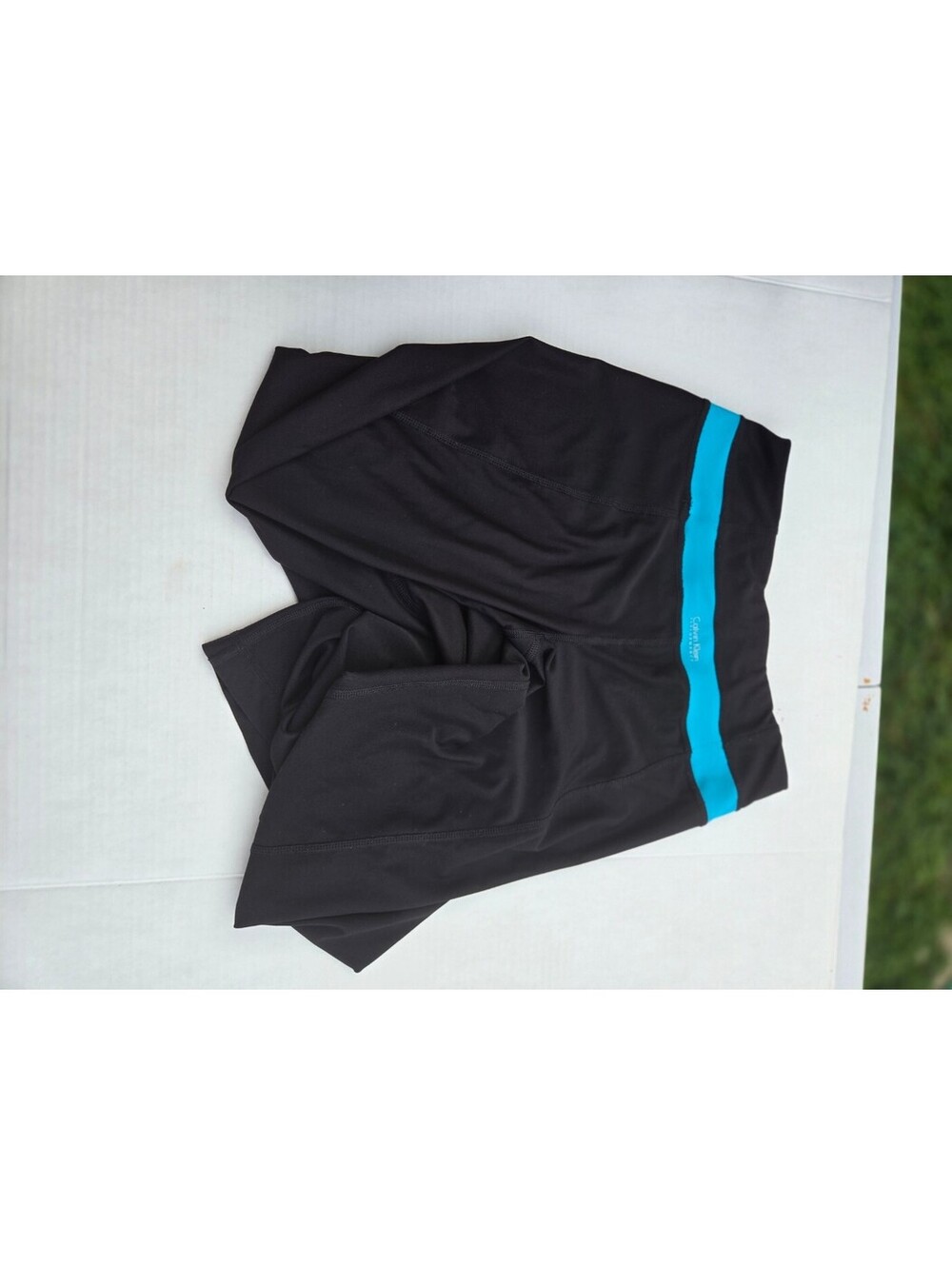 Calvin Klein Performance Women's XS Black and Blue Quick Dry Leggings